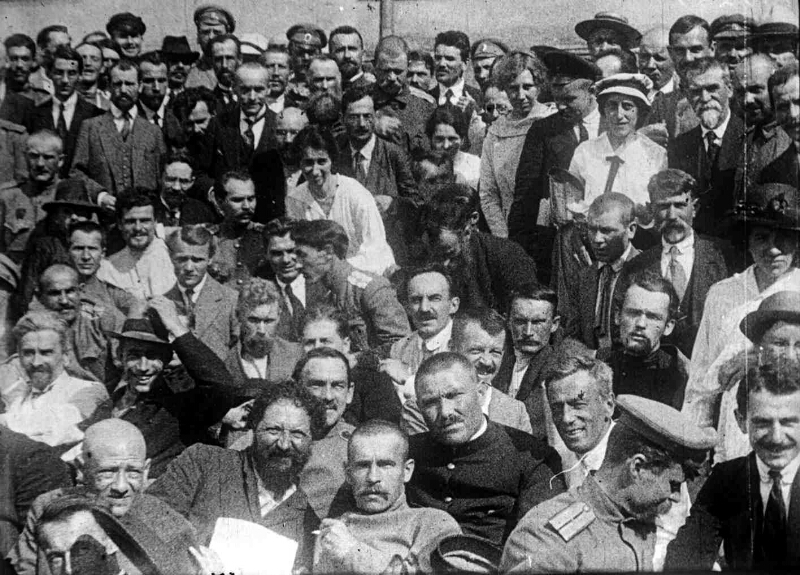 delegates-of-the-first-all-russian-congress-of-peasants-deputies